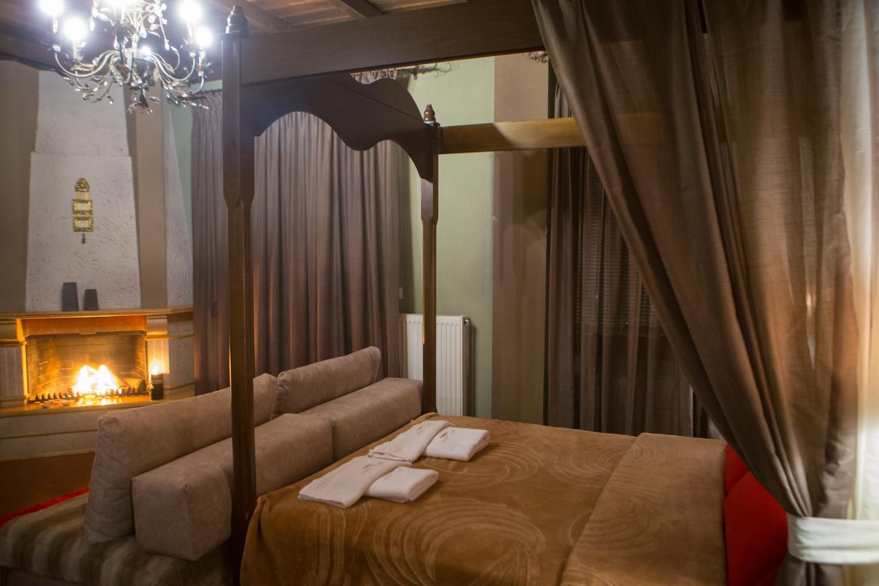 Morfeas Guesthouse Káto Loutrákion エクステリア 写真